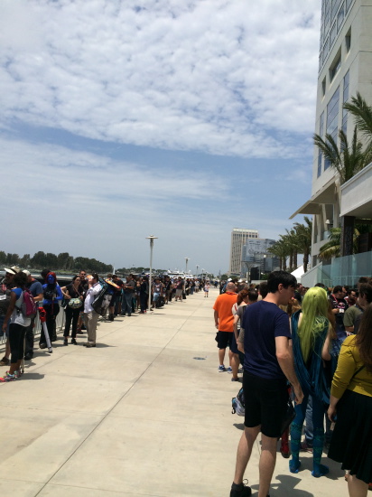 Comic Con waiting in line